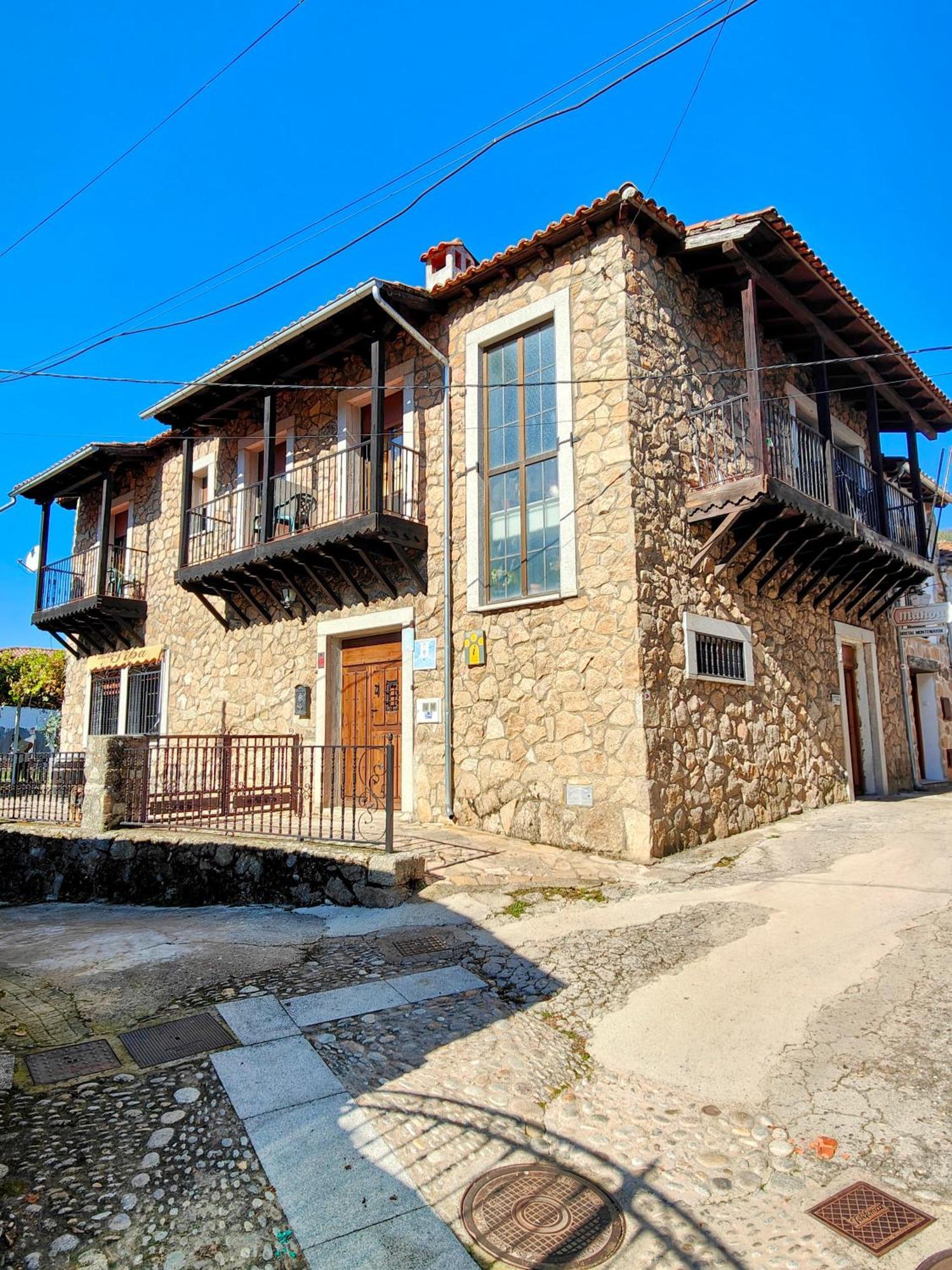 Hostal Montemayor Montemayor del Rio Bagian luar foto